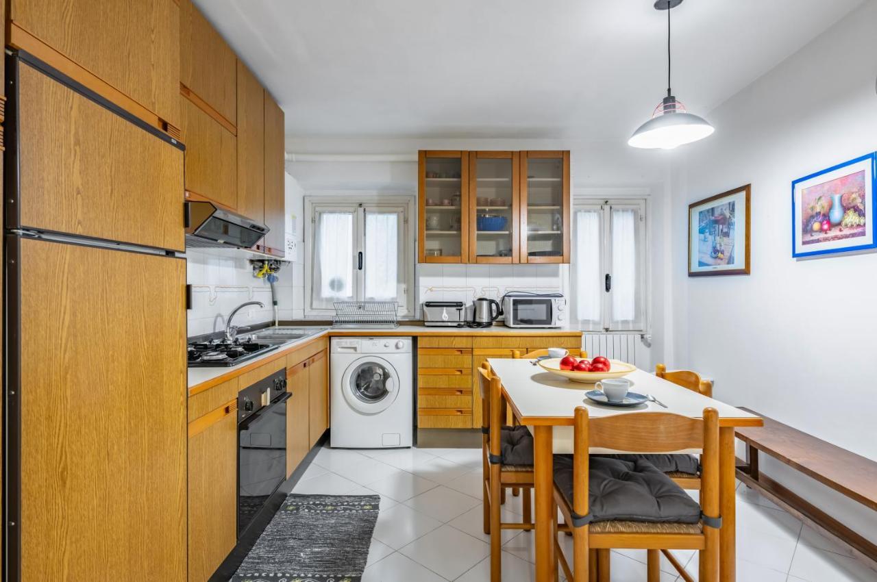 Sant'ambrogio Apt: Your Hideaway Apartamento *